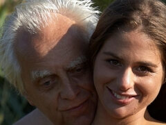 Rumpa, Blondin, Avsugning, Doggystyle, Handjobb, Kysser, Utomhus, Tonåring