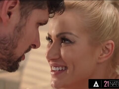 Analno, Blondinka, Globoko grlo, Hd, Masaža, Naravni, Bradavičke, Orgazem