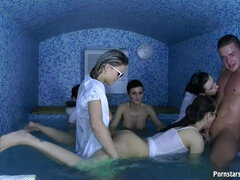 Habillées, Hard, Fait maison, Lesbienne, Orgie, Fête, Satin, Echangistes