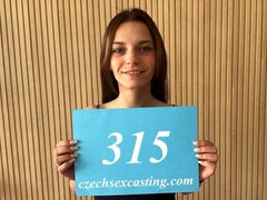 18, Stor pik, Pik sutte, Hundestilling, Naturlige bryster, Mager, Teenager, Bryster