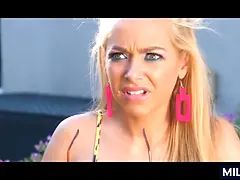 Grote mammen, Pijpbeurt, Oudere vrouw, Hd, Rijpe lesbienne, Moeder die ik wil neuken, Moeder