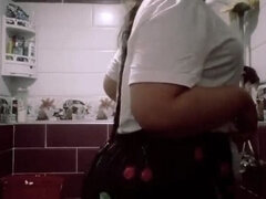 Gigantikus csikló, Monumentális dákó, Tekintélyes didik, Latin lány, Természetes mellek, Mellbimbók, Fiú, Tini