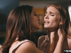 Sucer une bite, Léchez, Masturbation, Seins naturels, Petite femme, Chatte, Plan cul à trois, Nénés