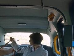 Coed in a sexy skirt is going to fuck in the backseat