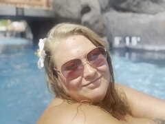 Amatör, Bbw stor vacker kvinna, Bikini, Pool, Solo