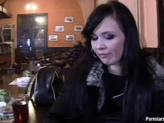 Grosse bite, Fétiche, Branlette thaïlandaise, Seins naturels, Pov, Public, Fumer, Suçant