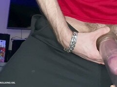 German amateur prollboy Prollking-Xxl delivers a massive gay cumshot while rocking sportswear