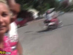 Incroyable, Anal, Gros cul, Gros seins, Sucer une bite, Queue, De plein air, Adolescente