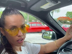 Iso perse, Naamallinen, Ulkona, Julkinen