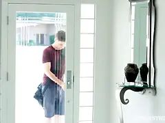 Grote mammen, Pijpbeurt, Compilatie, Likken, Moeder die ik wil neuken, Kut duiken, Taboe, Tieten likken