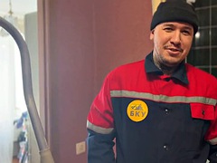 Lucky plumber fucking this sexy brunette