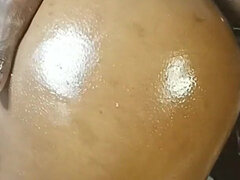 Leie, Grosser arsch, Grosser schwanz, Schwarz, Besamung, Milf, Mutti