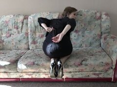 hairy housewife Wanilianna playing with herself