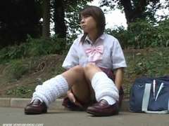 Analno, Japonka, Pod krilom