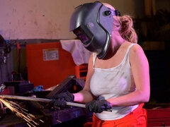 Rumpe, Stor kukk, Blond, Kukk suging, Bakfra, Runke, Milf, Pupper