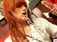 Ryhmäseksiä polvistuneen naisen kanssa, Spermashotti, Eurooppalainen, Naamallinen, Ylistys reikä, Lesbo