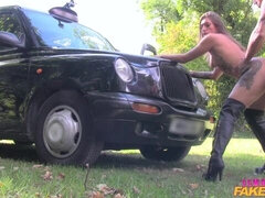 Culo grande, Verga grande, Mamada, Morena, Coche, Estilo perrito, Madres para coger, Al aire libre