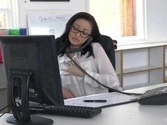 Amatoriale, Asiatica, Toccando, Masturbazione, Ufficio, Rasata, Solo, Strippaggio