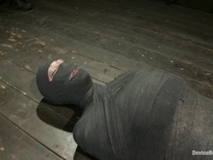 Bdsm, Bondáž, Dominace, Nohy, Prstění, Ponížení, Trest