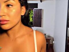 Verga grande, Tetas grandes, Mamada, Sexo duro, Latina, Madrastra, Tatuaje, Tetas