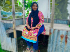 I Caught My Friend's Hot Wife Outdoor with Her Boyfriend & I Give Her Punished & Share Her Husband by Video Call