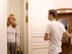 Gros cul, Gros seins, Blonde, Mature, Naturelle, Russe, Rasée, Douche