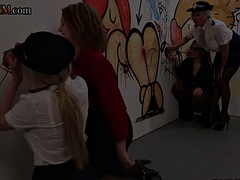 Velké kozy, Kuřba, Oblečené, Femdom, Líbání, Milf žcbp, Orgie, Běhna