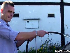 Толстушки, Большие сиськи, Дедушка, Огромные размеры, Мамочка, На природе, На публике, Сиськи