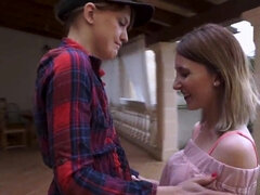 69   sottosopra, Tette grandi, Vibratore, Baciando, Leccata, Masturbazione, Tatuaggi, Tette