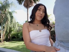 Jovan Jordan spanks Emerald Loves as she rides his hard cock