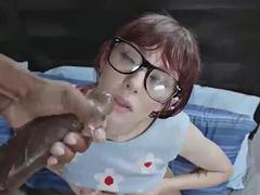 Nana, Noire, Sucer une bite, Tir de sperme, Noir ébène, Branlette thaïlandaise, Interracial, Nénés