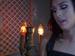 Anal, Sucer une bite, Talons, Cuir, Douleur, Petite femme, Tatouage