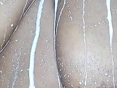 크고 아름다운 여자, 나이든, 우유, 젖꼭지, 쳐진 젖가슴, 샤워, 혼자, 젖은