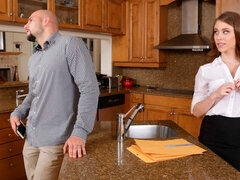 Fafanje, Doggystyle, Naravne joške, Rdečelaska, Kratki lasje, Koščena, Dokolenke, Joške