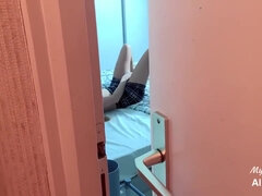 Brunette, Dype svelg, Pikk, Fransk, Hd, Onani, Tenåring, Kikker