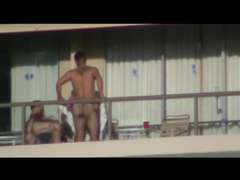 Amatööri, Ranta, Julkinen