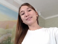 Enthousiasteling, Anaal, Huisgemaakt, Masturbatie, Russisch, Tiener, Tieten likken, Vibrator