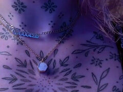 素人, イギリス人, 言葉責め, 服従, 淫乱熟女, 小柄, 一人, タトゥー