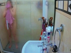 Impressed By Aunties Natural Breasts - Spy cams