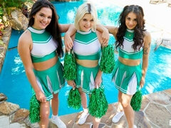 Κώλος, Πίπα, Σε στάση σκύλου στα τέσσερα, Όργιο, Πρώτου προσώπου, Μαθήτρια, Έφηβος, Στολή