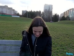 Amatőr, Popó, Cumizás, Gesztenyebarna, Kutya póz, Természetes mellek, Szabadban, Pirszing