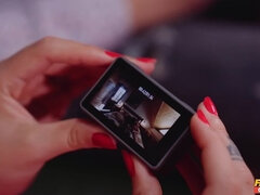 Tyłek, Brunetka, Twarzowy, Naturalne cycki, Krótkie włosy, Spanking, Tatuaż, Trójkąt