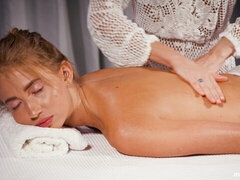 Velika rit, Velike joške, Poljubljanje, Samozadovoljevanje, Muco, Odstranjevanje, Najstnice, Joške