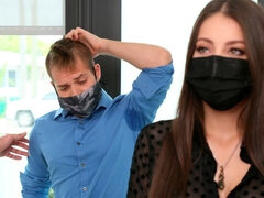 Amatéři, Velké péro, Kuřba, Na pejska, Přírodní prsa, Vyholené, Tetování, Kozičky