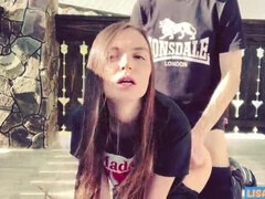 18 anni, Pompino, Brunetta, Sborrata, Hardcore, Fatto in casa, Piccola, Cavalcando