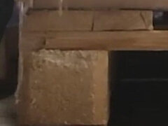 Dirty Slut Pee in Shop Eingepisst