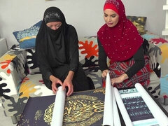 Bundão, Pauzão, Peitos grandes, Boquete, Transar de quatro, Mãe gostosa, Dinheiro