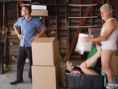 Μεγάλος πούτσος, Πίπα, Σε στάση σκύλου στα τέσσερα, Ποδολαγνεία, Φυσικά βυζιά, Κοκκαλιάρης, Έφηβος, Βυζιά