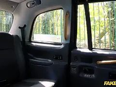 Faux cab horny couple have random porno
