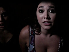 Большой член, Минет, Брюнетки, Семяизвержение, Секс без цензуры, Натуральные сиськи, Трусики, Вечеринка